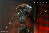 NECA ALIEN: ROMULUS ULTIMATE SCORCHED XENOMORPH 7-INCH SCALE ACTION FIGURE