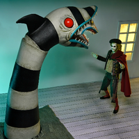 NECA BEETLEJUICE BEETLEJUICE - ULTIMATE MATADOR BEETLEJUICE & SANDWORM 7" SCALE ACTION FIGURE 2-PACK
