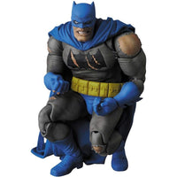 Medicom Batman: The Dark Knight Returns Triumphant MAFEX No.119 Batman Action Figure