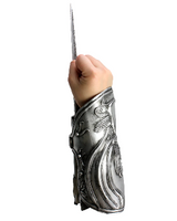 NECA ASSASSIN'S CREED Brotherhood - THE HIDDEN BLADE OF EZIO AUDITORE ROLE-PLAY GAUNTLET REPLICA