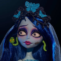 Mattel Monster High Skullector Corpse Bride Collectible Doll, Emily in Gothic Wedding Dress With Veil