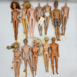 Loose Lot of 408 Assorted Barbie Dolls and Accessories