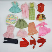 Loose Lot of 408 Assorted Barbie Dolls and Accessories